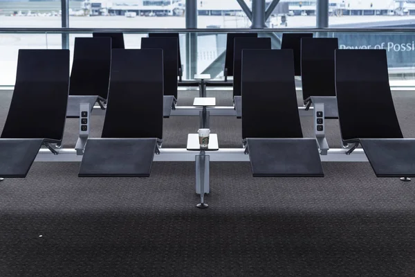 Starbucks kahve Brüksel Uluslararası Havaalanı