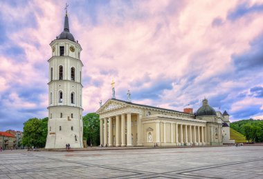 Vilnius, Litvanya'nın eski şehir katedral Basilica