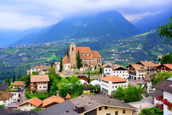 Schenna di pegunungan Alpen, Meran, Tirol Selatan, Italia — Stok Foto