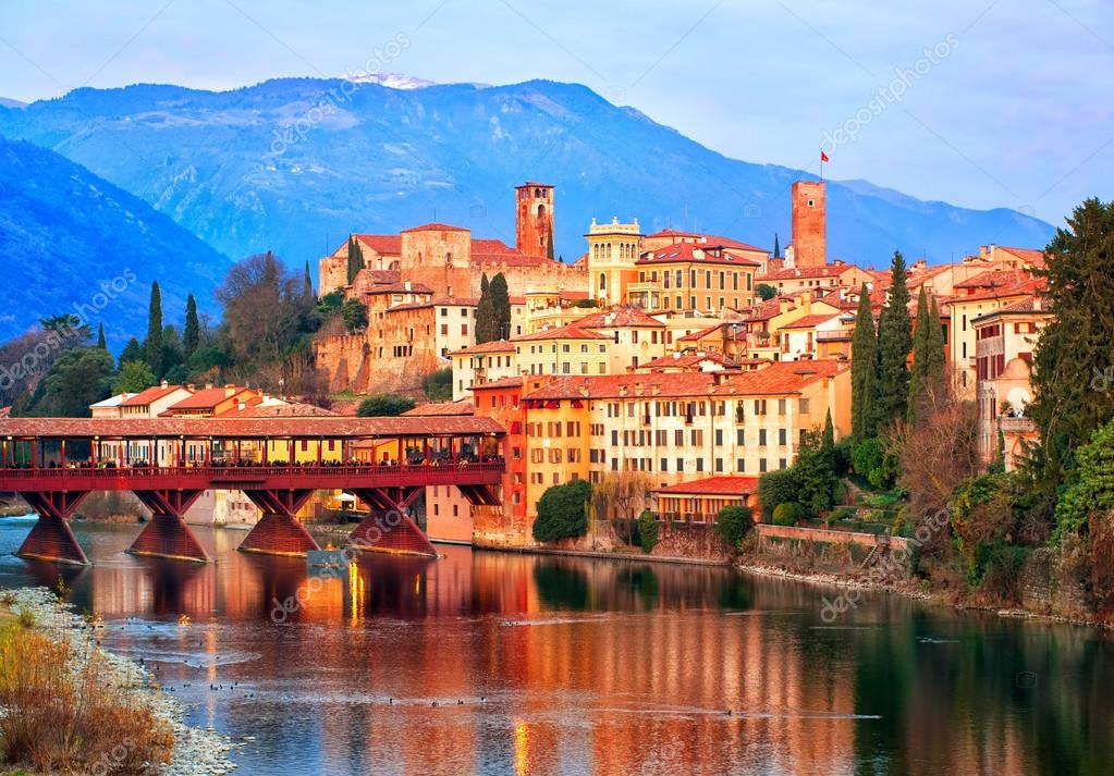 Bassano del Grappa town in the Alps mountains, Italy — Stock Photo ...