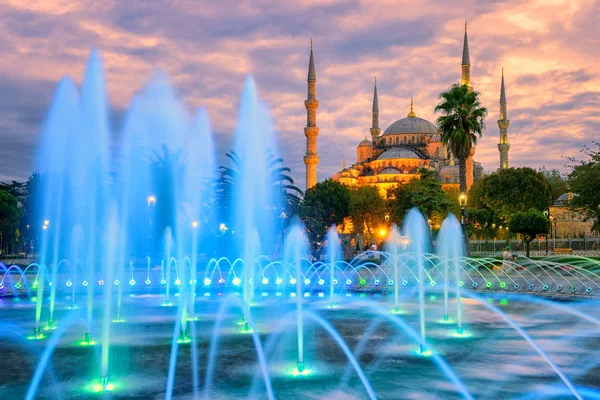 Мечеть Голубой Султанахмет, Стамбул, Турция — стоковое фото