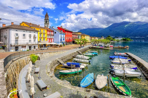 Casco antiguo de Ascona, Lago Maggiore, Suiza — Foto de Stock