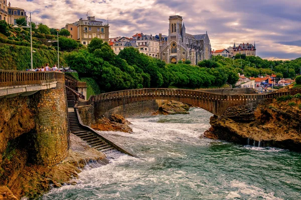 Biarritz cidade ao pôr do sol, França — Fotografia de Stock