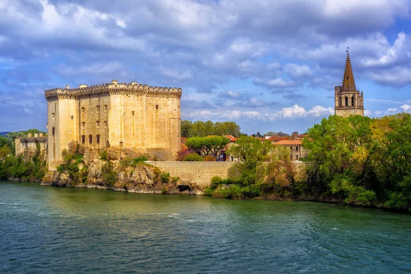 Kastil Tarascon di sungai Rhone, Perancis — Stok Foto