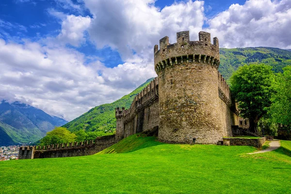 Castello di Montebello, Bellinzona, Swiss — Stok Foto