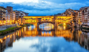 İtalya Floransa 'da Ponte Vecchio köprüsü