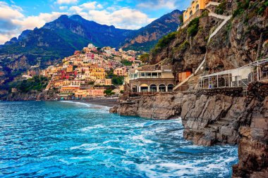 Amalfi kıyısında Positano, Napoli, İtalya