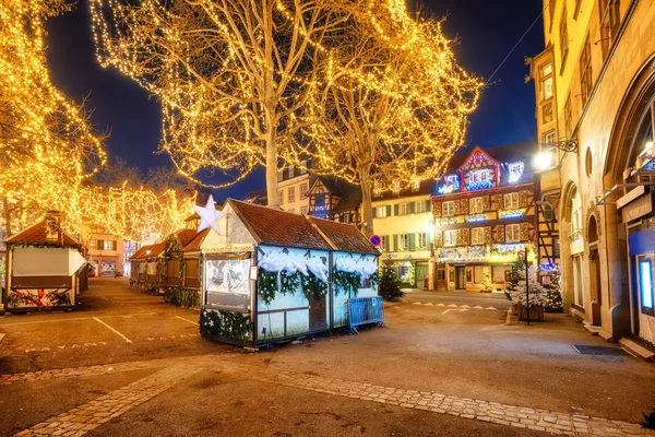 Natal illiminasi di Colmar Kota tua, Alsace, Perancis — Stok Foto