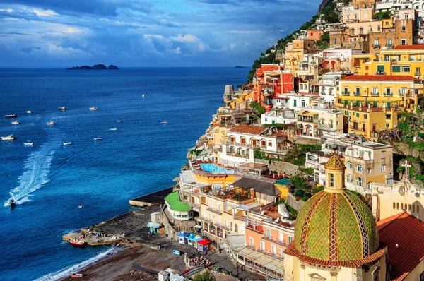 Positano cidade velha, Costa Amalfitana, Itália — Fotografia de Stock