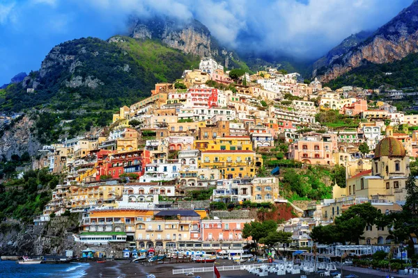 Miejscowości Positano, Wybrzeże Amalfitańskie, Włochy — Zdjęcie stockowe
