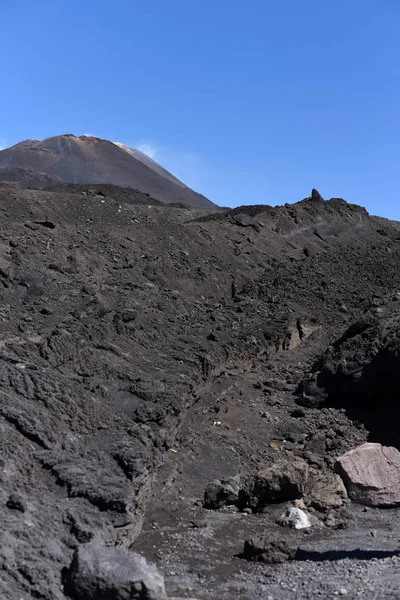 Uma vista impressionante do Etna - o vulcão ativo mais alto da Europa. Situado na Sicília — Fotografia de Stock