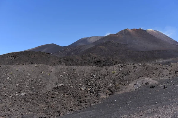 Imponujący widok od Etna - najwyższy czynny wulkan w Europie. Położony w regionie Sycylia — Zdjęcie stockowe