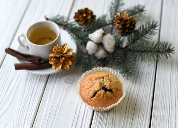 Festive Christmas Composition Cup Tea Homemade Muffins Cones Fur Twigs — Stock Photo, Image