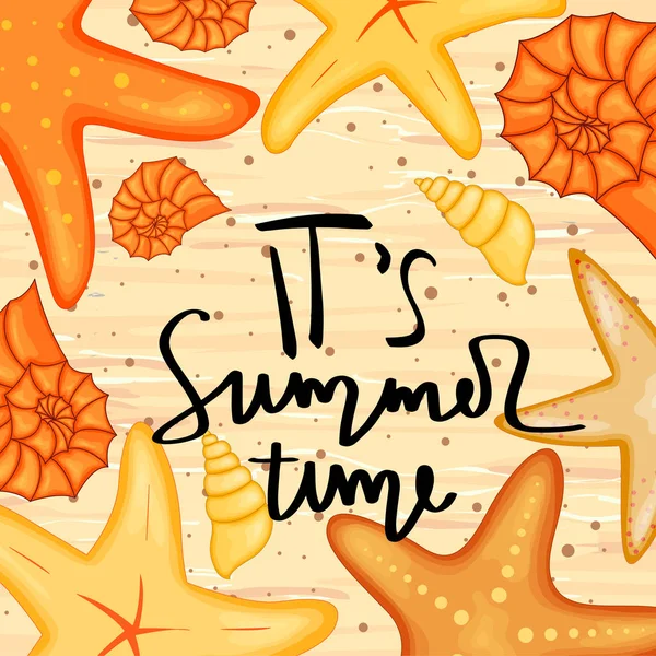 Tengeri csillagok és tengeri kagylók, valamint egy címkesablon a nyári kedvezményekről és értékesítésekről — Stock Vector