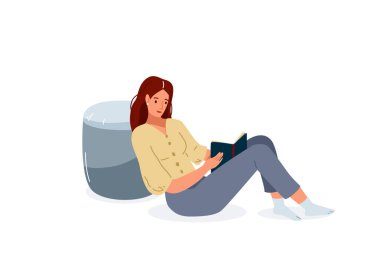 Kitap vektör illüstrasyonunu oku. Rahat poz veren kitap okuyan bir kız gri pouf 'a yaslanır. Öğrenci kadın bilgi okuyor. Sevimli okuyucular, düz edebiyat tarzı