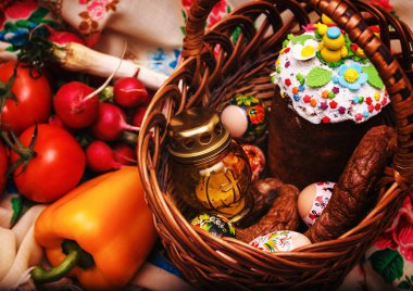 Paskalya gıda atlar için