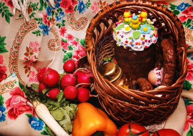 Paskalya gıda atlar için