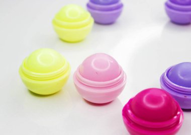 Dudak balms beyaz