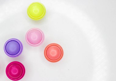 Dudak balms beyaz
