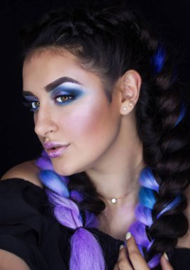 Esmer için profesyonel makyaj