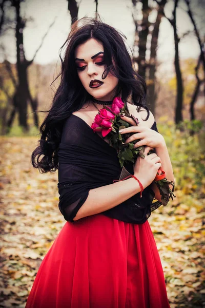 La imagen de una bruja para Halloween . — Foto de Stock