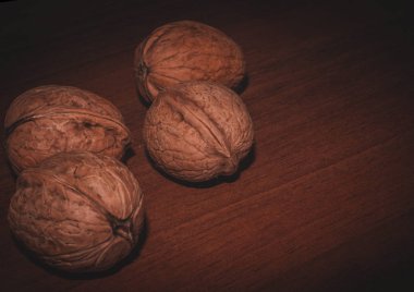 Ceviz. Beyin için vitaminler.