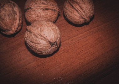 Ceviz. Beyin için vitaminler.