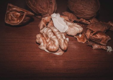 Ceviz. Beyin için vitaminler.