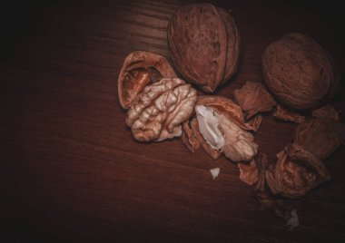 Ceviz. Beyin için vitaminler.