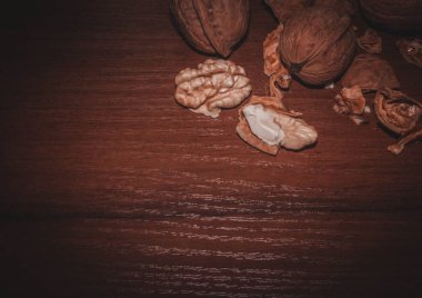 Ceviz. Beyin için vitaminler.