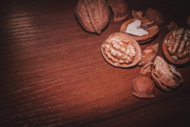 Ceviz. Beyin için vitaminler.