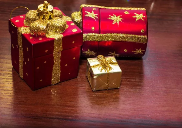 Bir kartpostal ile Noel oyuncaklar için şablon. arka plan.