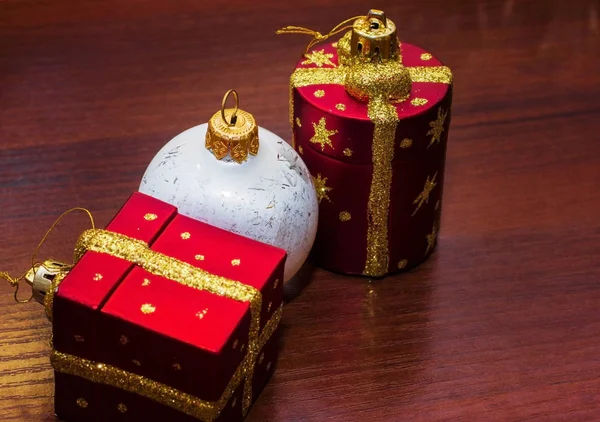 Bir kartpostal ile Noel oyuncaklar için şablon. arka plan.