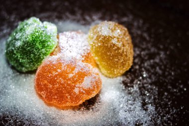 Şeker renkli tatlılar.