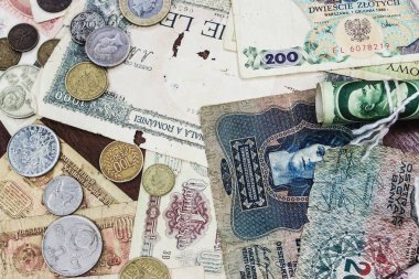 Farklı ülkelerin eski para