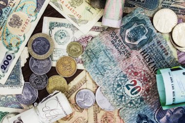 Farklı ülkelerin eski para