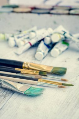 Sanatçı Boyası Fırçaları