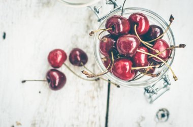 Yabani kiraz tatlı neşeli