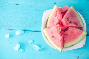 taze dilimlenmiş karpuz