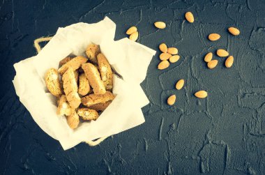 İtalyan cantuccini kurabiye