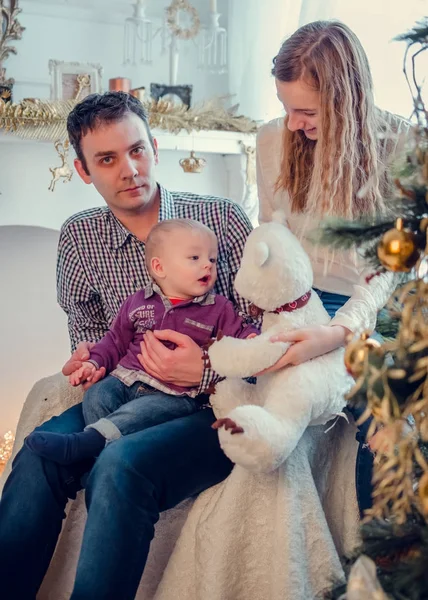 In de tijd van Kerstmis en gelukkige familie — Stockfoto