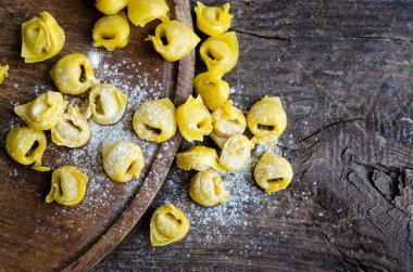 Taze hazırlanan İtalyan tortellini