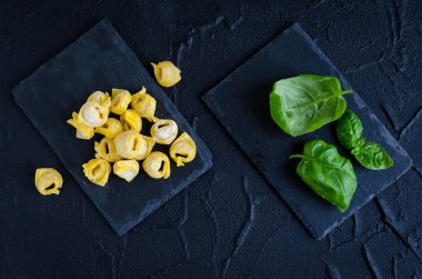 Taze hazırlanan İtalyan tortellini