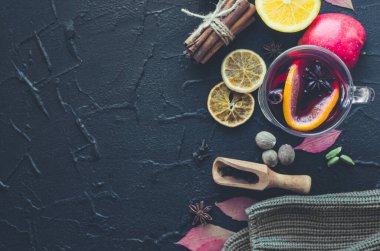 Sonbahar beyaz şarap ya da gluhwein