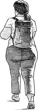 bir yürüyüş üzerinde rahat townswoman