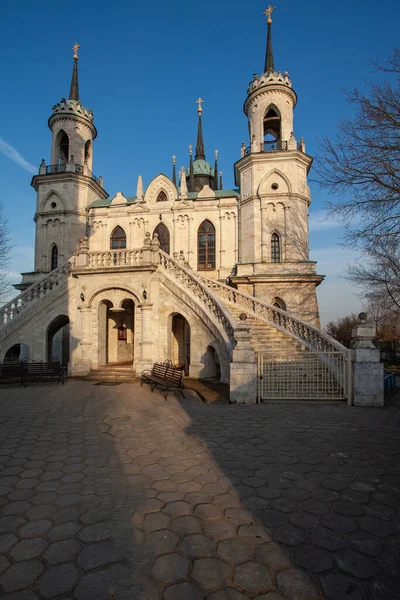 Церква Володимира Ікона Божої Матері Нагадує Казковий Замок — стокове фото