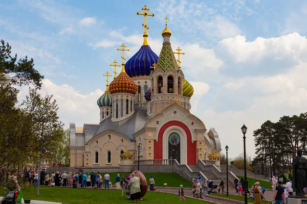 Novoeredelkino Russia April 2019 Parishioners Gathered Church Perform Rite Consecration — Stock Photo, Image