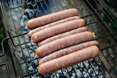 Oktoberfest. Ev yapımı sosis ızgara kavrulmuş.