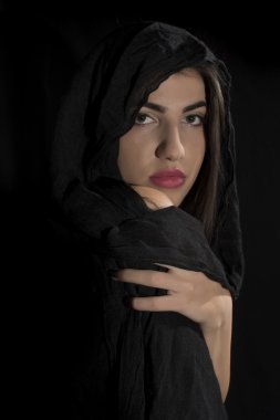 Genç kadın, stüdyo portre