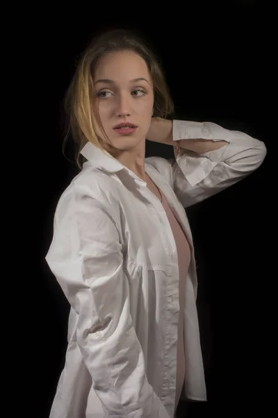 Menina com camisa — Fotografia de Stock